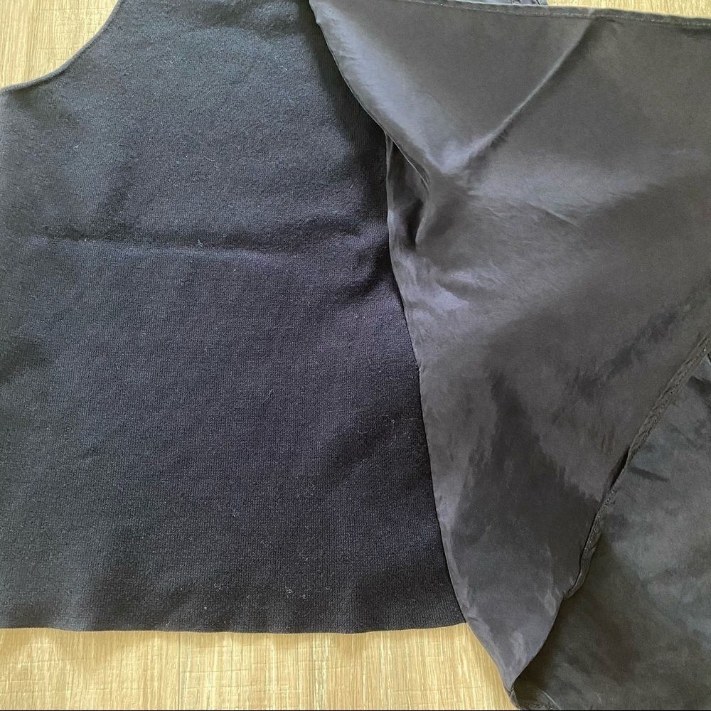 ⭐️3/$25 Zara Navy Asymmetric Knit Sleeveless Tank Sz S - Picture 4 of 8